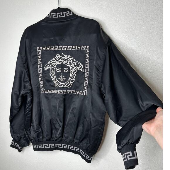 Versace Jean Medusa Black Silver Embroidered Logo Long Sleeve Zip Bomber Jacket - Picture 11 of 14